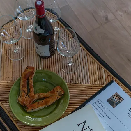 La Cathedrale De Bois Апартаменты Ним