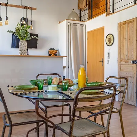 La Cathedrale De Bois Ним