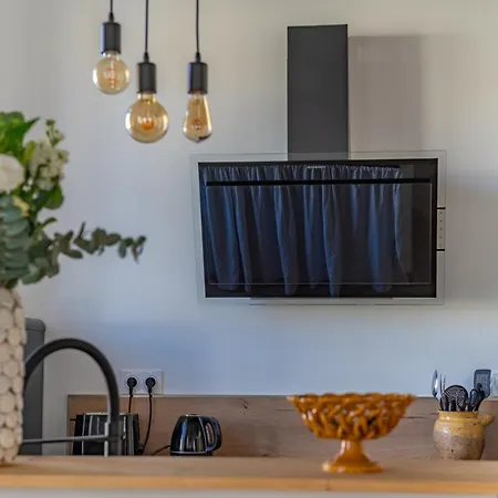 La Cathedrale De Bois Ним