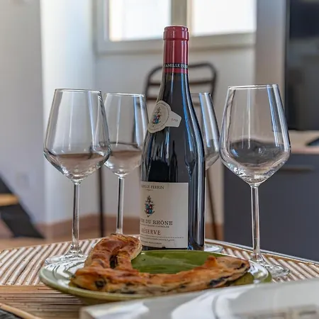 아파트 La Cathedrale De Bois *